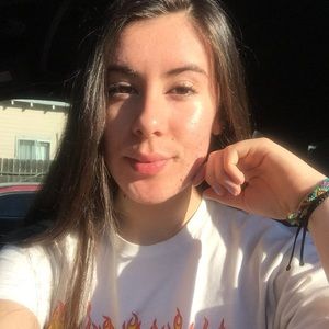 Meet your Posher, Ariana